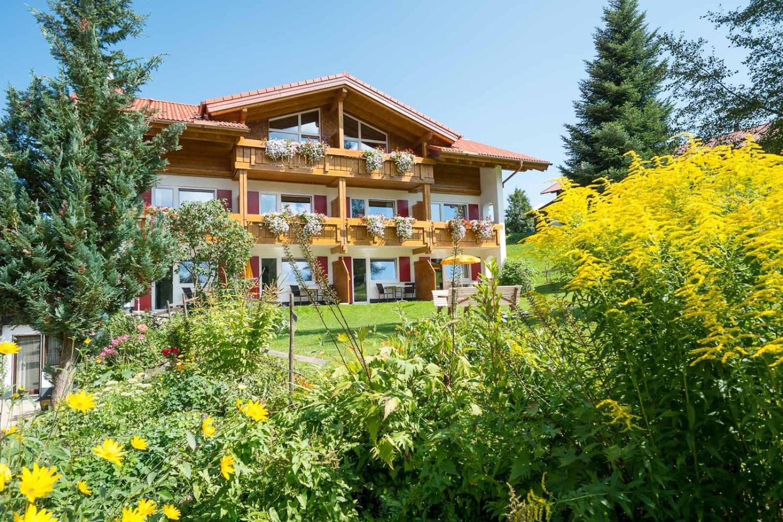 Hotel Gaestehaus Hoernerblick Ofterschwang Exterior foto